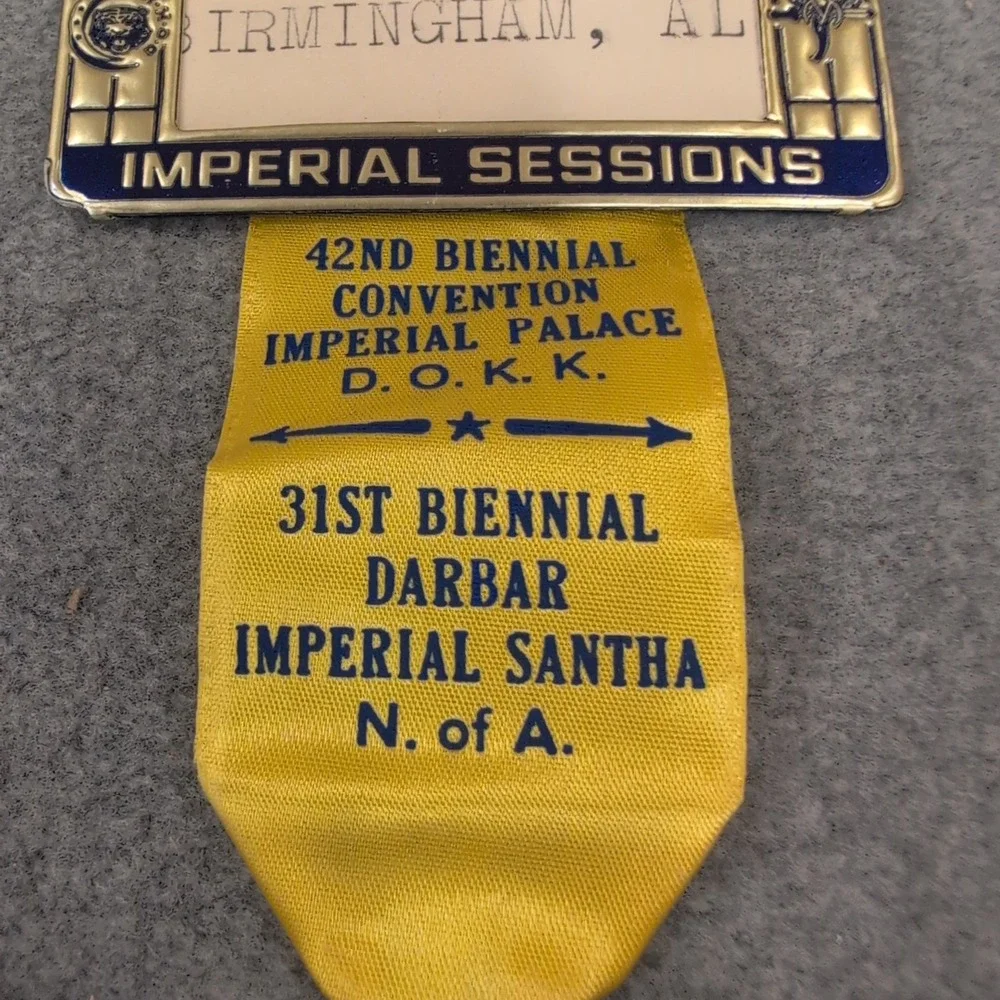 1975 D.O.K.K. Knights of Khorassan Imperial Sessions Milwaukee Delegate Badge - Picture 3 of 5